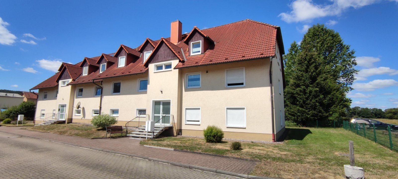 3-Zimmer-Wohnung mit Balkon in Hildburghausen – 3-Zimmer-Wohnung mit Balkon in Hildburghausen –